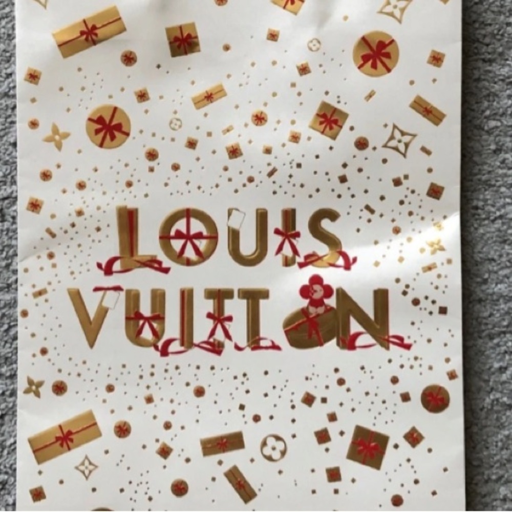 Authentic Louis Vuitton Paper Bag. - Picture 3 of 3